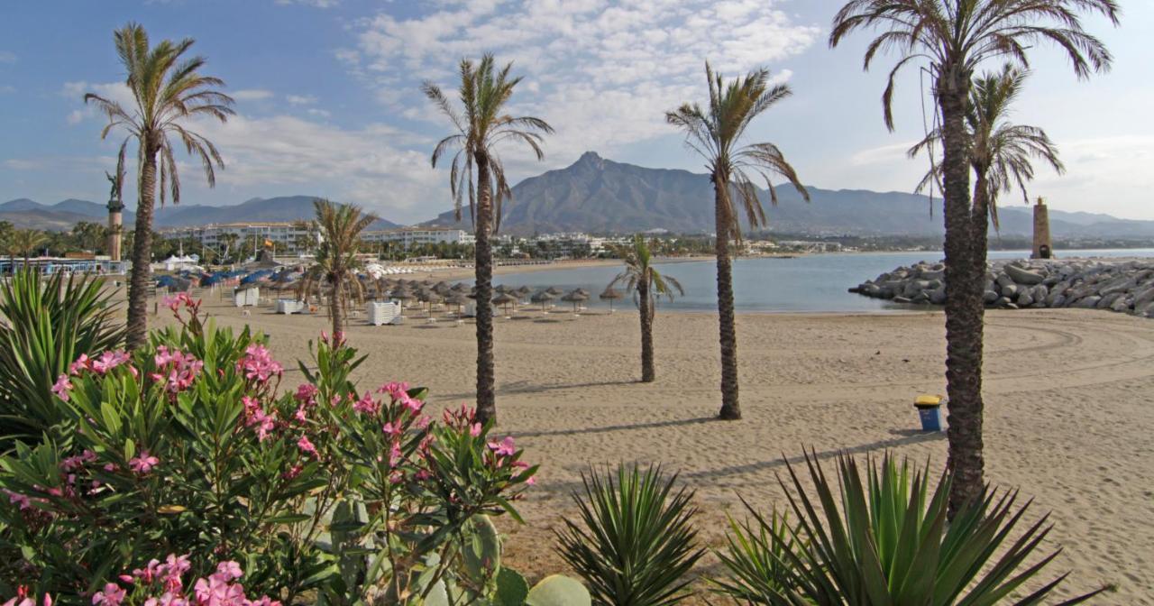 Lujoso Apartamento De 2 Dormitorios En Banus Marbellac Extérieur photo